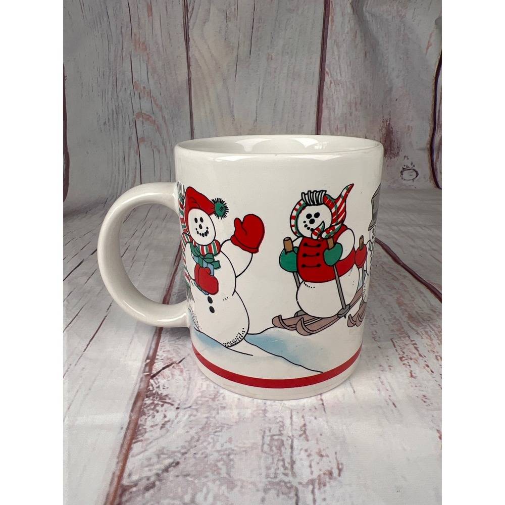 Christmas Snowman Vintage Mug Skiing Sledding Winter Holiday Ceramic Coffee Cup‎